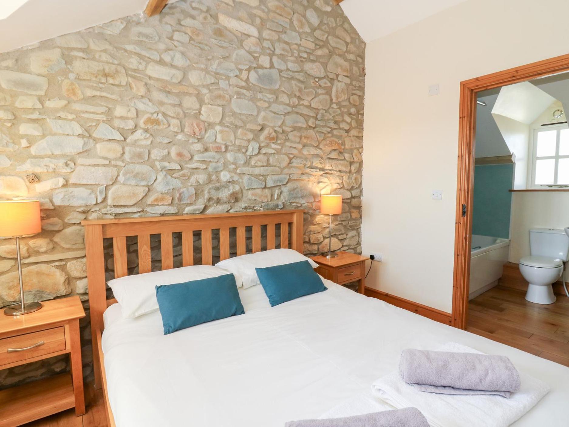 Mill Cottage, Lampeter Ciliau-Aeron Exteriör bild